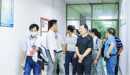 Director Liu Gangqiang of the Standing Committee of the Xiaochang County People’s Congress Led a Team to Guangdong to Visit and Inspect Multiways Industrial (shenzhen) Limited.